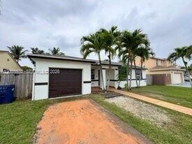 26508 SW 128th Ct in Homestead, FL - Building Photo