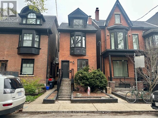 property at 37 Grant St