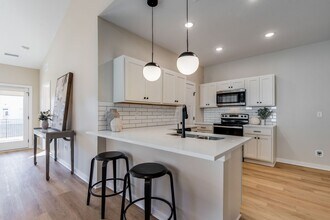 3730 Long Leaf St in Wichita, KS - Building Photo - Building Photo