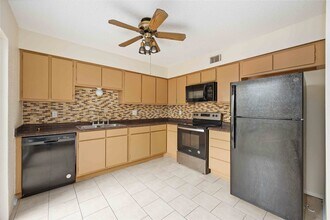 12033 Bob White Dr in Houston, TX - Building Photo - Building Photo