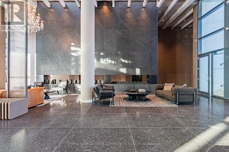 8 Interchange Wy in Vaughan, ON - Building Photo - Building Photo