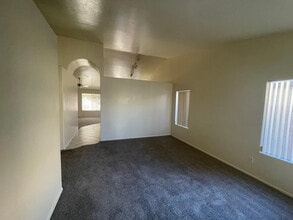 837 E Glenmere Dr in Chandler, AZ - Building Photo - Building Photo