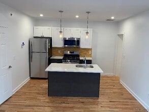 75 Johnson Park in Buffalo, NY - Building Photo - Building Photo
