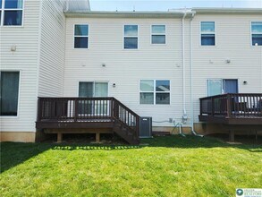 950 King Way in Breinigsville, PA - Building Photo - Building Photo