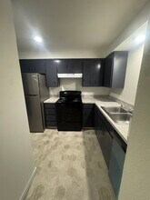 15715 63rd Street Ct E, Unit 2 in Sumner, WA - Foto de edificio - Building Photo