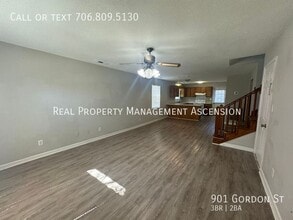 901 Gordon St in Chickamauga, GA - Building Photo - Building Photo
