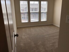 1032 Laceflower Dr in Durham, NC - Building Photo - Building Photo