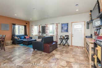 2175 Chateau Ct in North Pole, AK - Building Photo - Building Photo