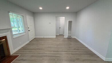 400 Lenox Ct in Pleasant Hill, CA - Building Photo - Building Photo