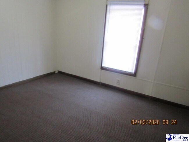 1017 Point View Dr in Florence, SC - Building Photo - Building Photo