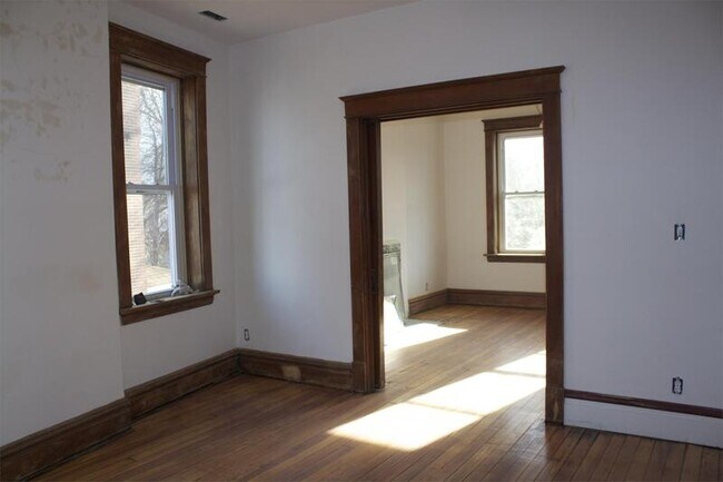 2717 Arsenal St in St. Louis, MO - Building Photo - Building Photo