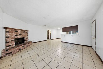 1418 Santa Margarita St in Las Vegas, NV - Foto de edificio - Building Photo