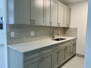 13390 NE 6th Ave in North Miami, FL - Building Photo - Building Photo