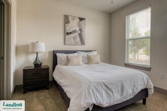 300 Enclave Dr in Conroe, TX - Building Photo - Building Photo