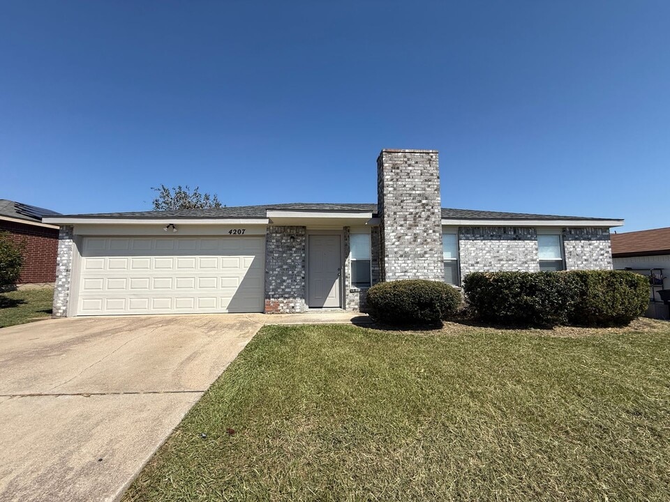 4207 Sand Dollar Dr in Killeen, TX - Building Photo