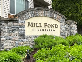 4710 Mill Pond Dr SE