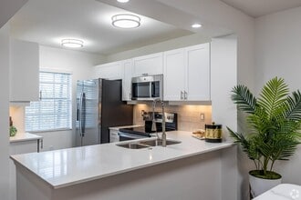 Marina Key in Palm Beach Gardens, FL - Building Photo - Building Photo