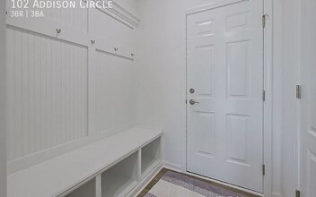 102 Addison Cir in Commerce Township, MI - Building Photo - Building Photo