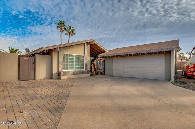 property at 2201 N 87th Way