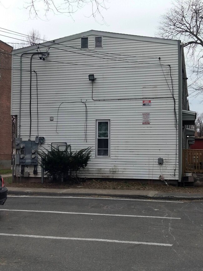 139-141 Martin St in Hartford, CT - Building Photo - Building Photo