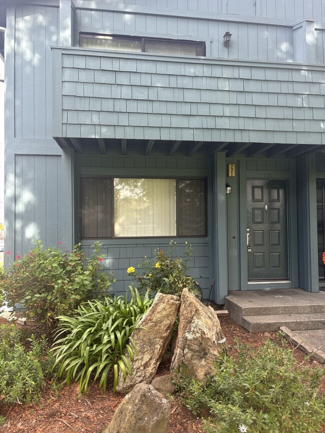 property at 221 College View Dr