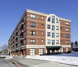 Station Square in Rutherford, NJ - Building Photo - Building Photo