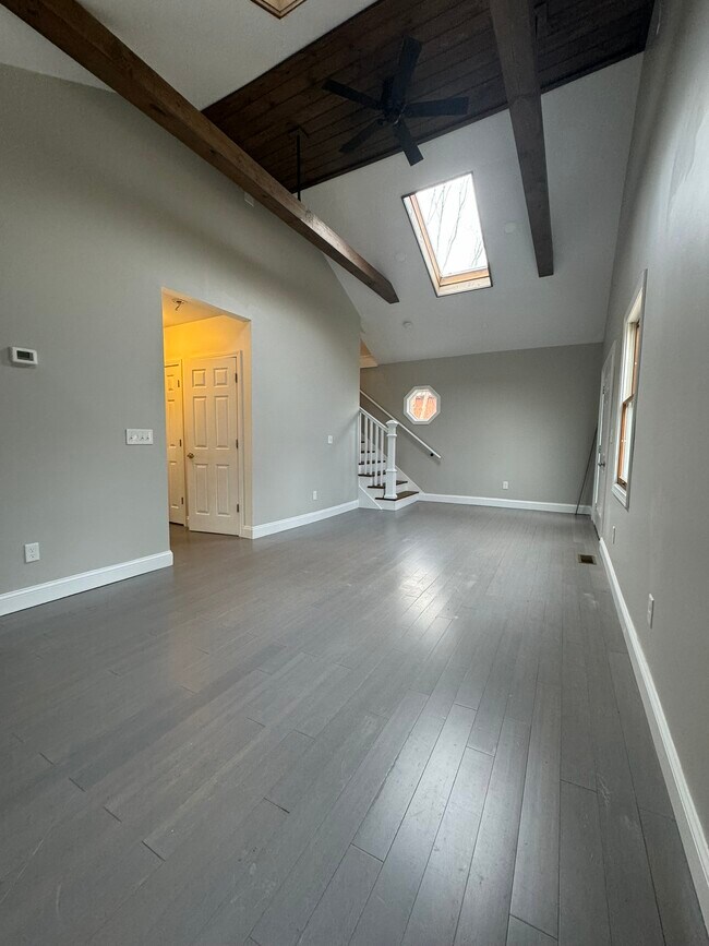 16 Winslow Ave in Northampton, MA - Building Photo - Building Photo