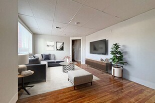 278 Cabot St in Beverly, MA - Building Photo