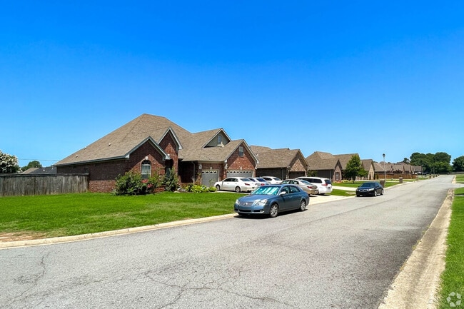 Apartments for rent in Downtown Conway, AR