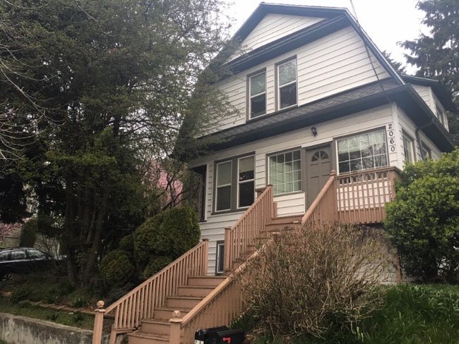2062 14th Ave W
