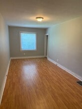 1011 Broadmoor Dr in Nashville, TN - Building Photo - Building Photo