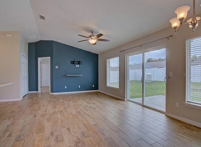 1037 Cass Ave in Oviedo, FL - Building Photo - Building Photo