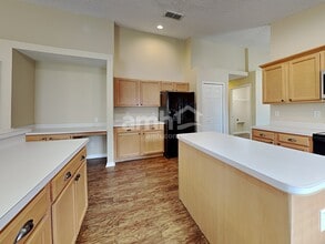4012 Waltham Forest Dr in Tavares, FL - Building Photo - Building Photo