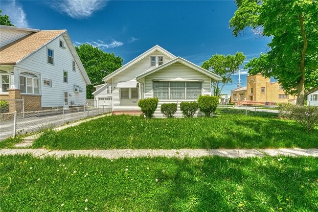 property at 4 Belford Dr