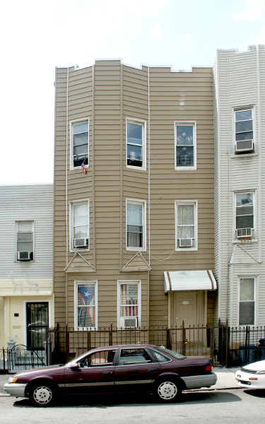 279 Bleecker St in Brooklyn, NY - Foto de edificio