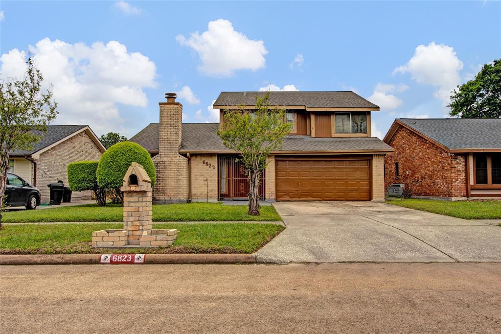 6823 Vickie Springs Ln in Houston, TX - Building Photo