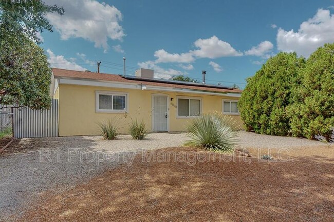 property at 2413 Gretta St NE