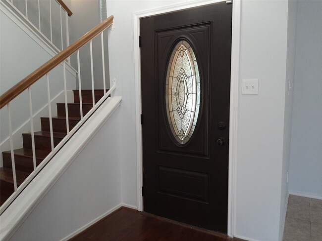 property at 8 Fawnchase Ct