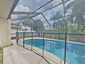 1507 Dumont Dr in Valrico, FL - Foto de edificio - Building Photo