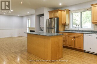 1463 River Rd W in Wasaga Beach, ON - Building Photo - Building Photo