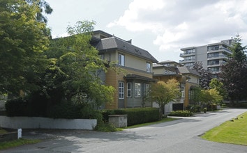 Patterson Park in Burnaby, BC - Building Photo - Building Photo