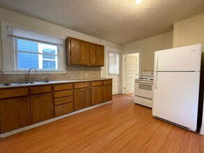 1036 N Shaver St in Portland, OR - Building Photo - Building Photo