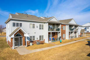 Emerald Pointe Condominiums Apartamentos