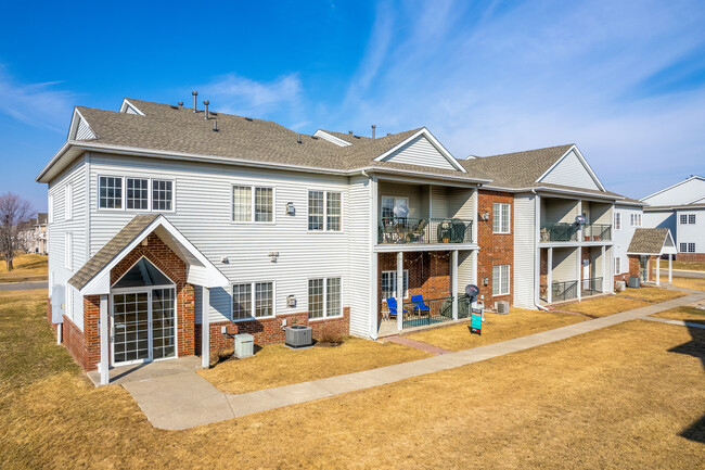 Emerald Pointe Condominiums