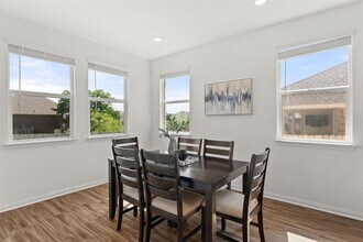 2004 Long Shadow Ln in Georgetown, TX - Building Photo - Building Photo