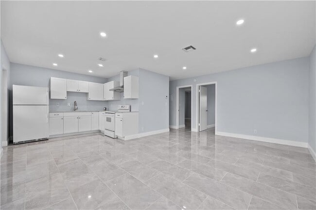 260 NW 19th St