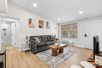 41349 Heathmore Ct, Unit 41349 in Canton Township, MI - Building Photo - Building Photo