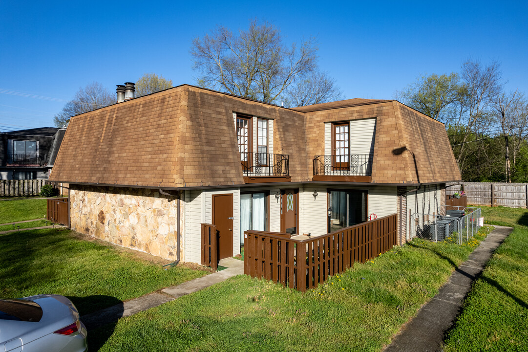 Creekwood 1 and 4 Apartments in Knoxville, TN - Building Photo