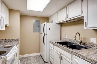 4400 S Quebec St, Unit H108 in Denver, CO - Building Photo - Building Photo