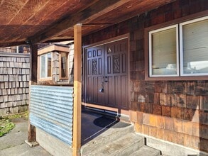 122 Brennan St in Eureka, CA - Building Photo - Building Photo